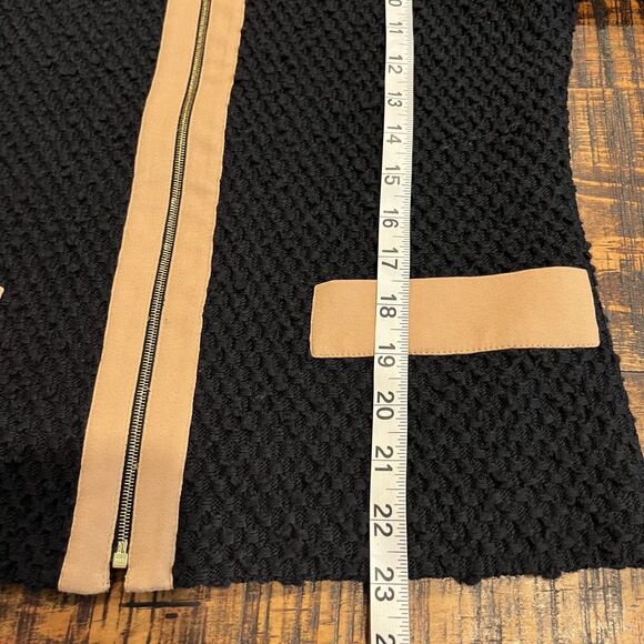 St John Sport Jacket Womens 6 Black Tan Wool Blend Textured Knit Zip Up Pockets - Picture 8 of 8